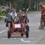 Image d'enfants engagés dans des activités au Patro